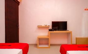Reddoorz Syariah Near Alun Alun Kota Rembang